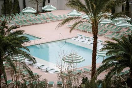 Park MGM Las Vegas - image 14