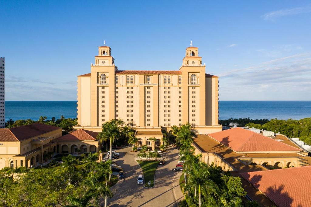 The Ritz-Carlton Naples - main image