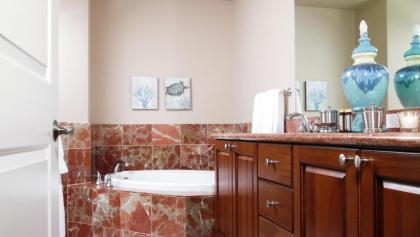 Naples Bay Resort and Marina - image 8