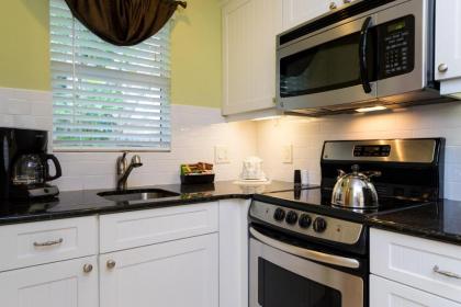 Tropical Beach Resorts - Sarasota - image 16