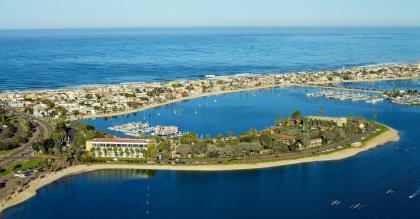Bahia Resort Hotel - image 1
