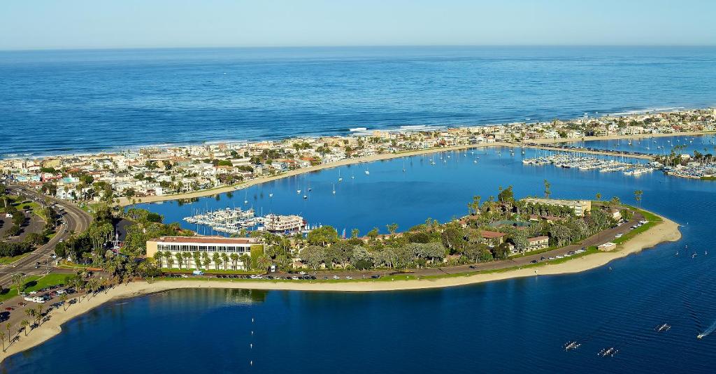 Bahia Resort Hotel - main image