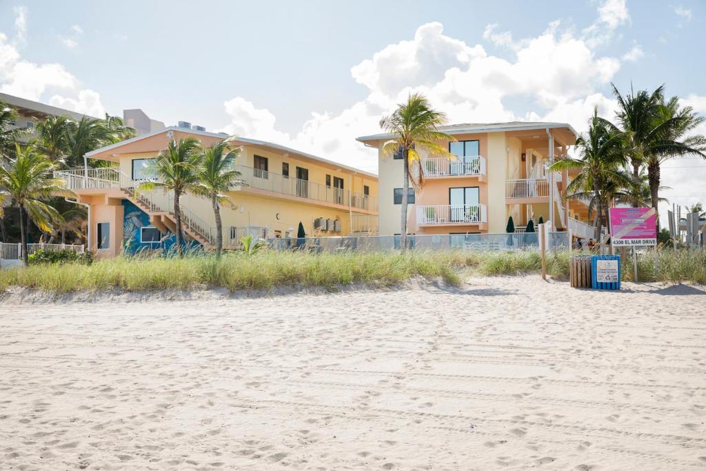 Windjammer Resort and Beach Club - image 6