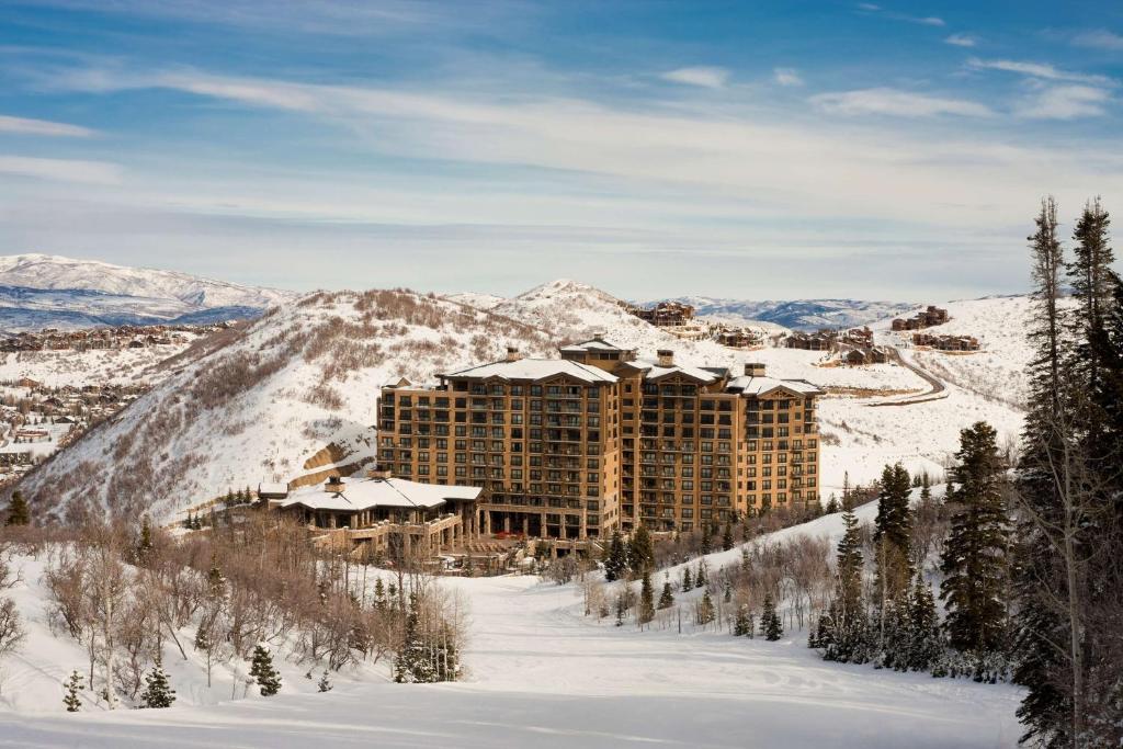 St. Regis Deer Valley - image 5