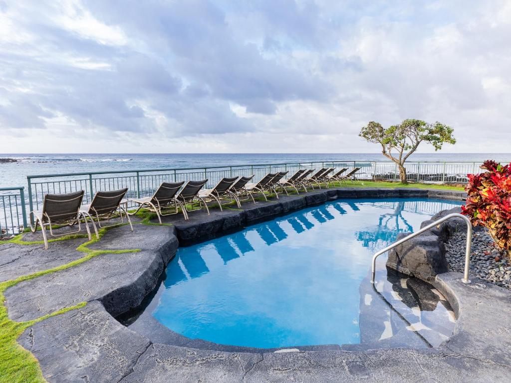 Marriott's Waiohai Beach Club - image 7