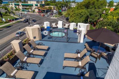 Coronado Beach Resort - image 9
