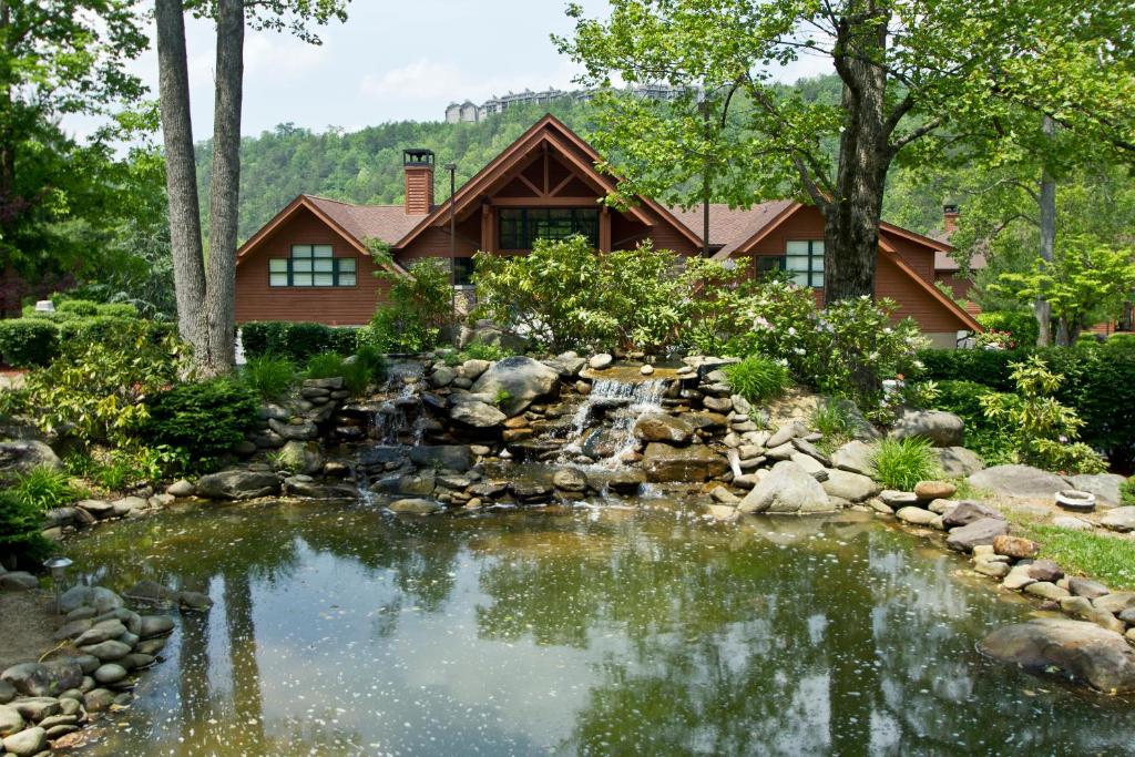 Bent Creek Golf Village By Diamond Resorts - main image