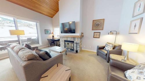 Villas at Snowmass Club a Destination by Hyatt Residence - image 2