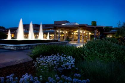 Grand Geneva Resort and Spa - image 1