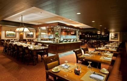 Grand Geneva Resort and Spa - image 14