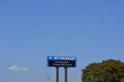 Wyndham Lancaster Resort and Convention Center - image 11