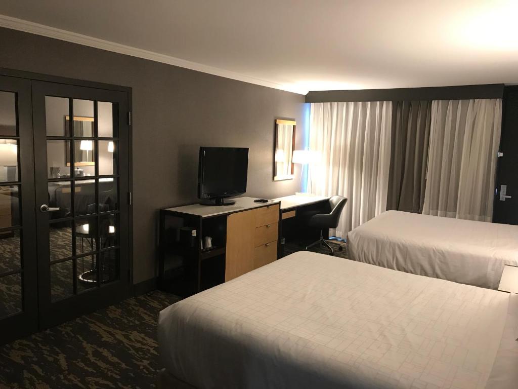 Wyndham Lancaster Resort and Convention Center - image 6