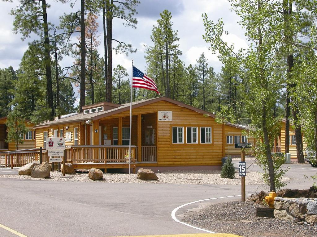 PVC at The Roundhouse Resort By Diamond Resorts - main image