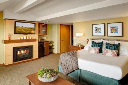 Surfsand Resort - image 12