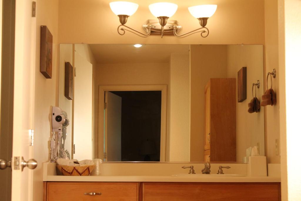 Mount Shasta Resort - image 7