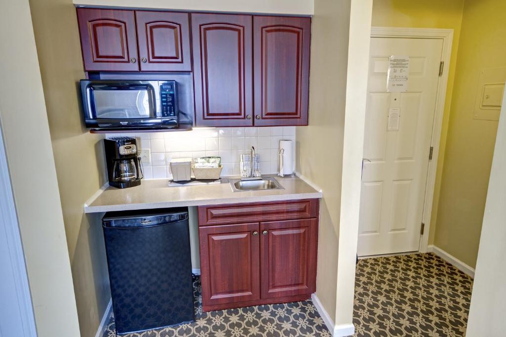 Club Wyndham Bay Voyage Inn - image 4