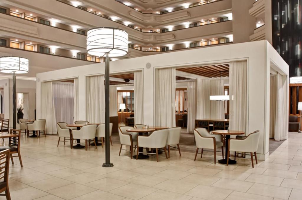 Embassy Suites Greenville Golf Resort & Conference Center - image 6