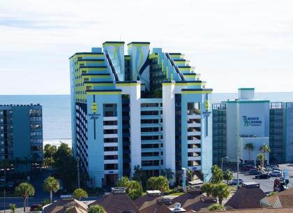 Monterey Bay Suites - image 1