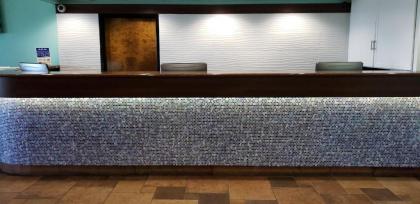 Monterey Bay Suites - image 4