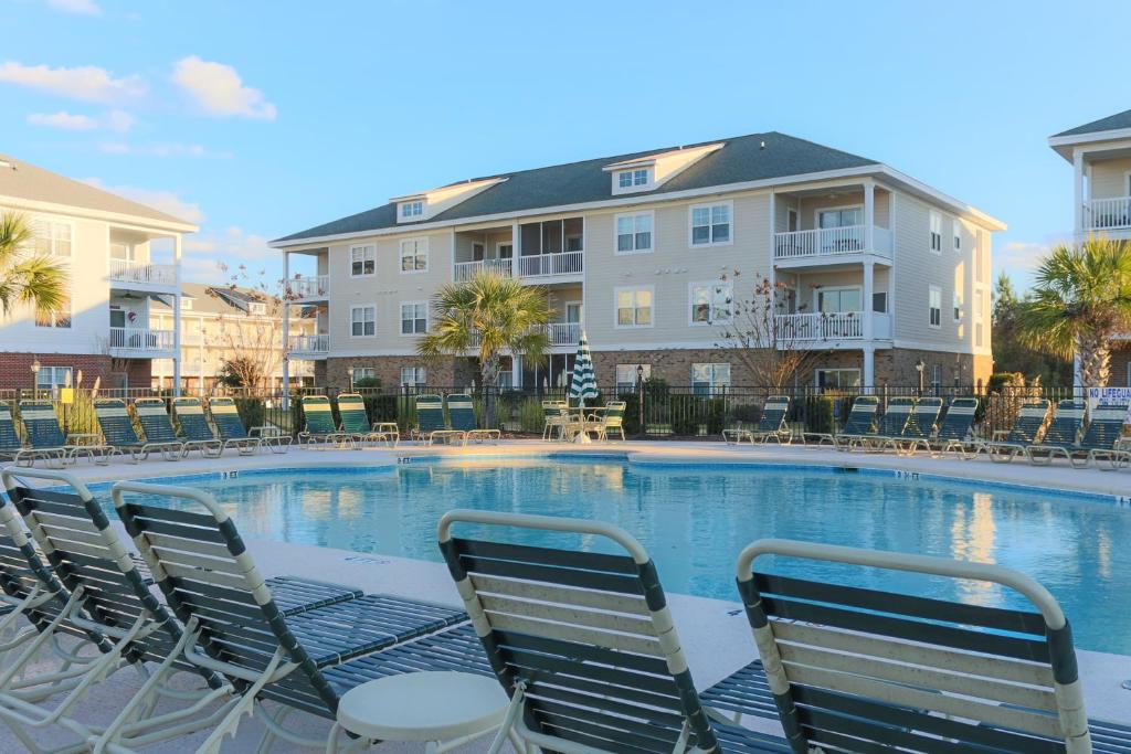 River Oaks Golf Resort - main image