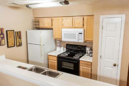 River Oaks Golf Resort - image 6