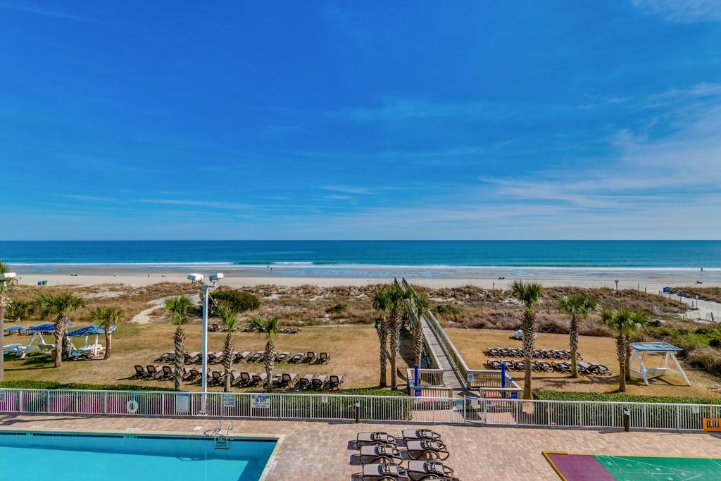 Dunes Village - image 6