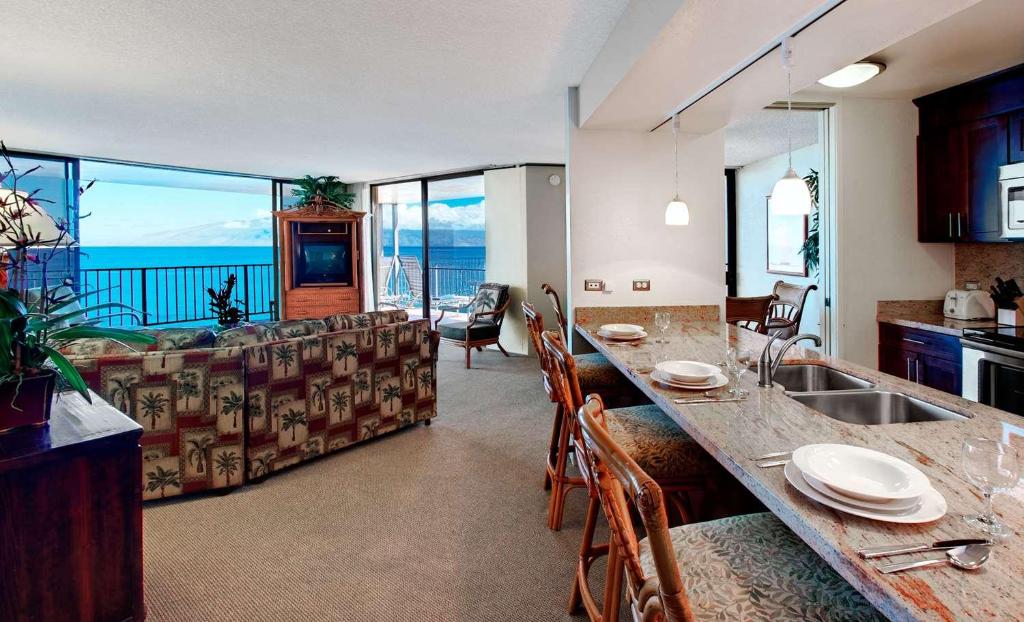 Aston Kaanapali Shores - image 4