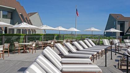 The Surf Club Resort - image 1