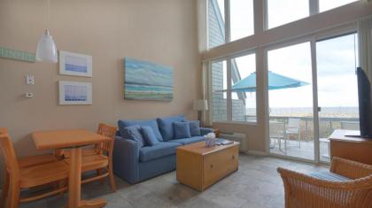 The Surf Club Resort - image 16