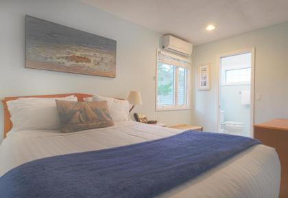 The Surf Club Resort - image 18