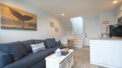 The Surf Club Resort - image 8