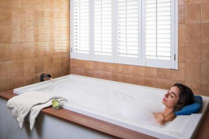 Roman Spa Resort - image 3