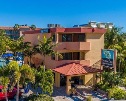 Coconut Cove All Suite Hotel - image 1