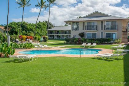 Napili Surf Beach Resort - image 1