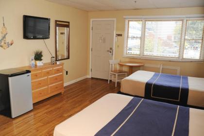 Grand Beach Inn - image 10