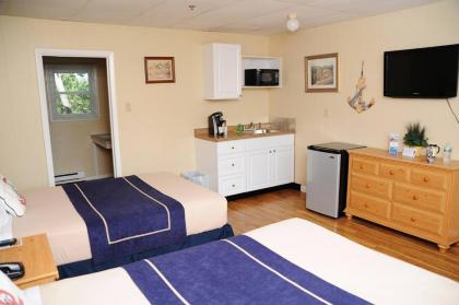 Grand Beach Inn - image 9