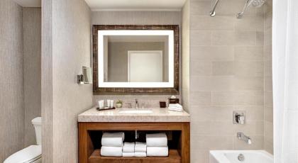 The Woodlands Resort - image 9