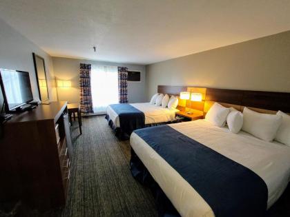 Hampton Village Inn - image 19