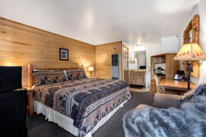 Nicky's Resort - image 10