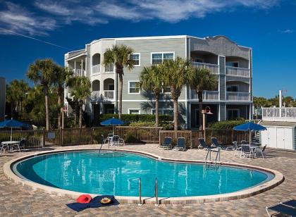 Hibiscus Oceanfront Resort - image 11