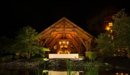 Hope Lake Lodge & Indoor Waterpark - image 12