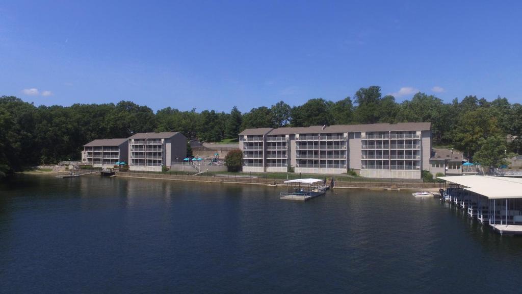 Lakewood Resort - main image
