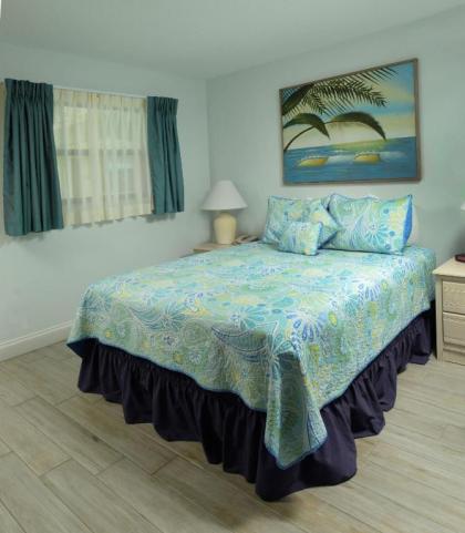 Tuckaway Shores Resort - image 1