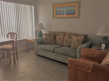 Tuckaway Shores Resort - image 16