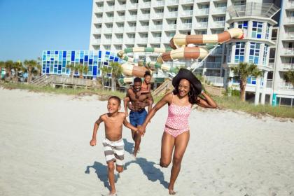 Crown Reef Beach Resort and Waterpark - image 16
