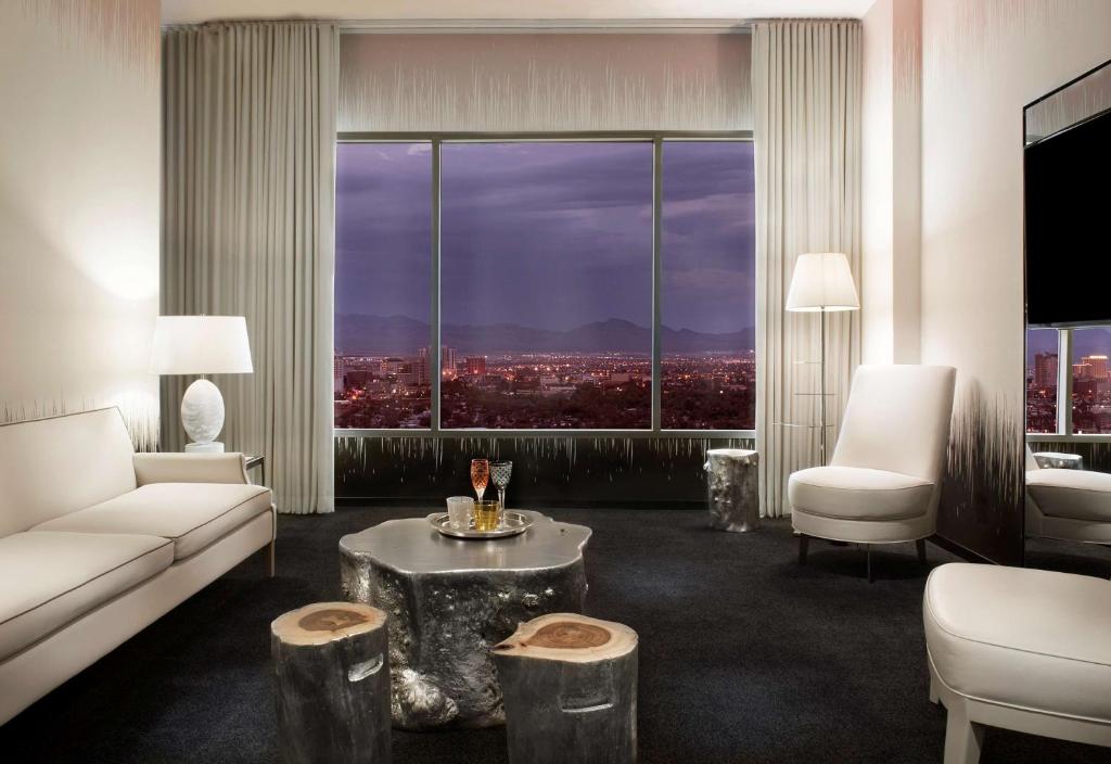 SAHARA Las Vegas - image 2