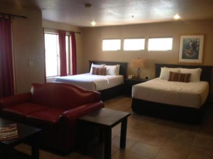 Gold Canyon Golf Resort - image 1