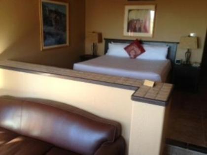 Gold Canyon Golf Resort - image 5