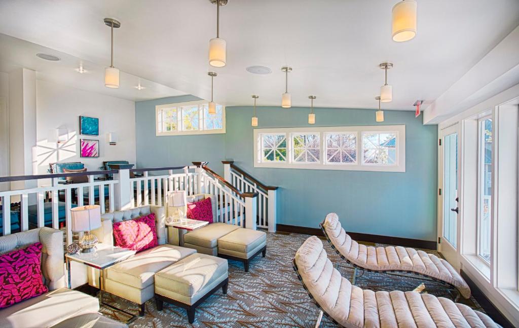Kingsmill Resort - image 7