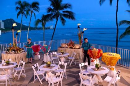 Outrigger Waikiki Beach Resort - image 20